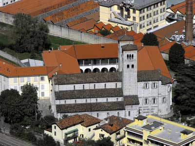 La Basilica di Sant'Abbondio in via Regina Teodolinda