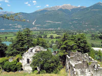 Il Forte di Fuentes sul colle di Monteggiolo