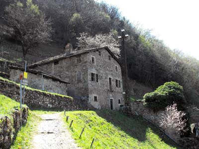 Sentiero del Viandante - 3ª Tappa | La Fabbrica (340 m.) - Bellano