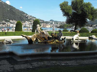 Il parco di Villa Olmo a Como